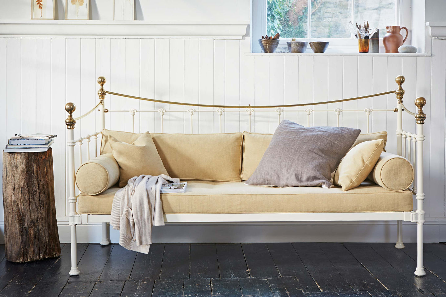 The Cornish Bed Company Day Bed Pencarrow