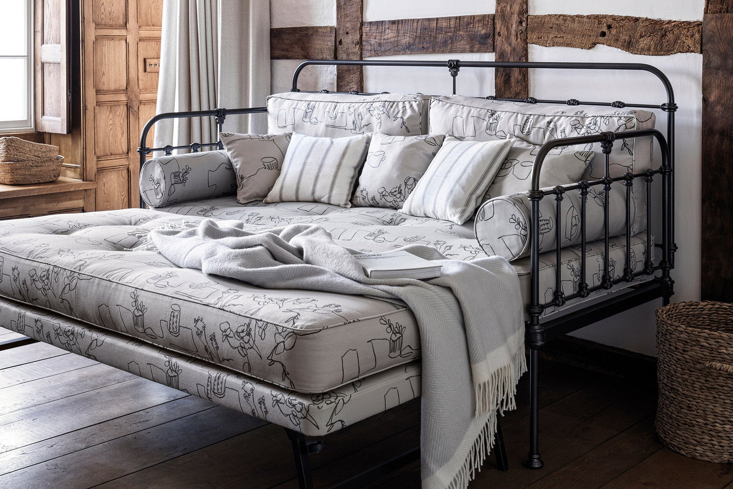 The Cornish Bed Company Day Bed Maud